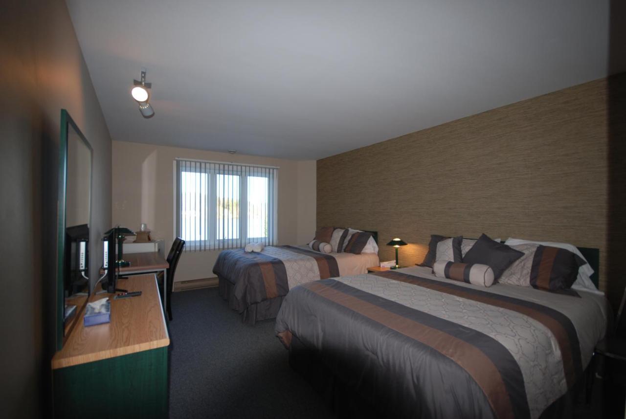 Auberge Le Cabanon Saint Zenon Екстериор снимка