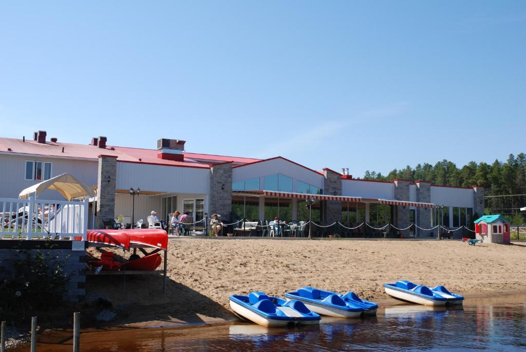 Auberge Le Cabanon Saint Zenon Екстериор снимка