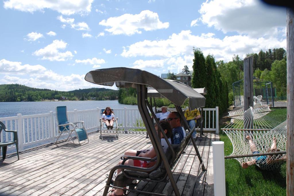 Auberge Le Cabanon Saint Zenon Екстериор снимка