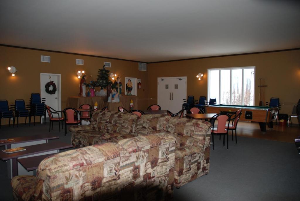 Auberge Le Cabanon Saint Zenon Екстериор снимка